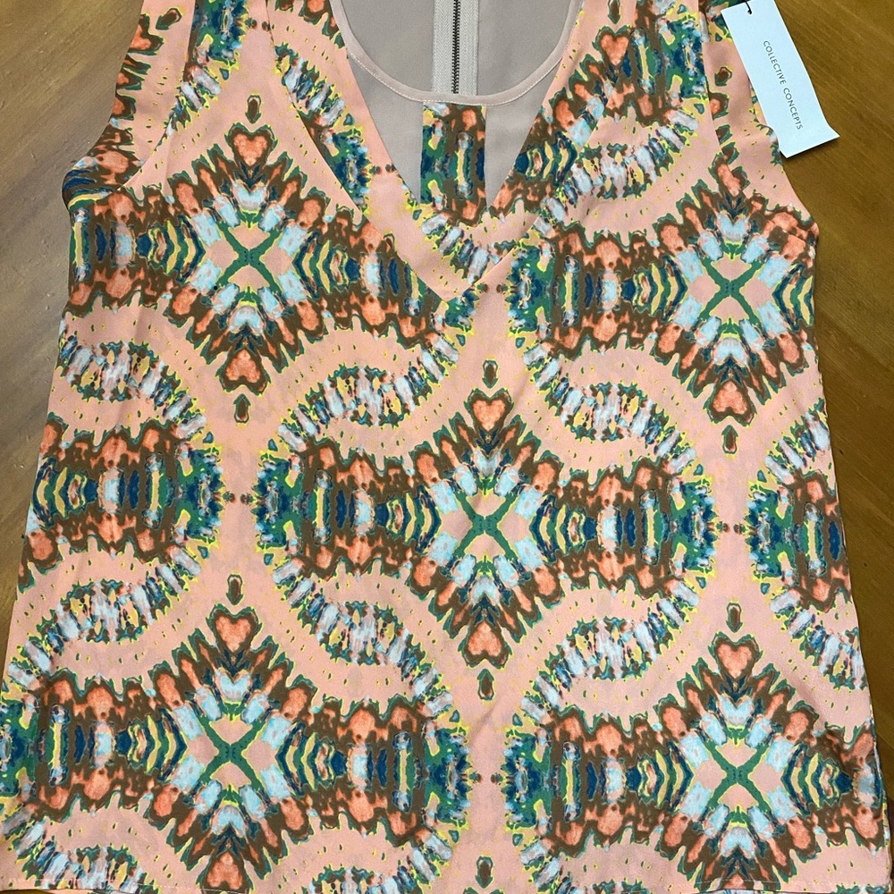 NWT Collective Concepts Patterned Sleeveless Top
